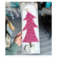 11/25/2025 - Tuesday (6:30pm) Festive Seascapes Plank Workshop!