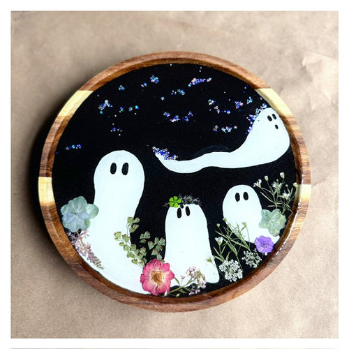 10/8/2025 - Thursday (6:30pm) BOO-tanical Resin Creations 👻🌸 ($50-$68)