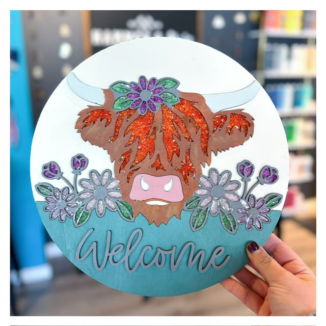 Welcome w/Highland Cow (crushed glass) 12