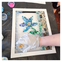 12/15/2024 - Sunday (3pm) Festive Seascape Window & Ornament Workshop! **For Ages 13+ ($48-68)