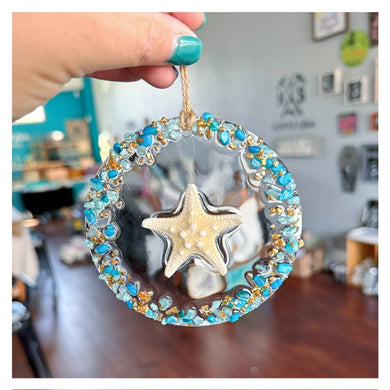11/30/2025 - Sunday (3pm) A Festive Coastal Christmas: DIY Resin Seascape Windows & Ornaments **For Ages 13+ ($50-70)