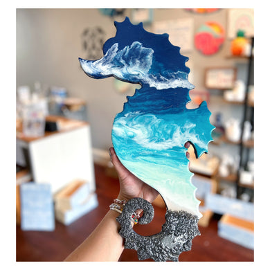 Resin Seahorse w/Navy Ocean & Black Sand 18