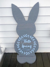 4/3/2025 - Thrusday (6:30pm) Spring & Easter Themed Projects! ($40-$65)