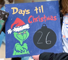 11/11/2024 - Monday (1pm) Parent & Kids Holiday Projects - Ceramics, Wood Signs & Countdown ($25-$75)