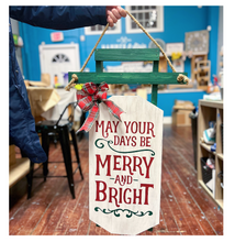 11/12/2025 - Wednesday (6:30pm) A Very Merry Entryway: Craft your own personalized décor for a festive welcome! ($48-$85)