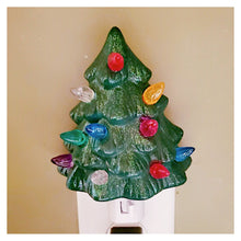 11/11/2024 - Monday (1pm) Parent & Kids Holiday Projects - Ceramics, Wood Signs & Countdown ($25-$75)